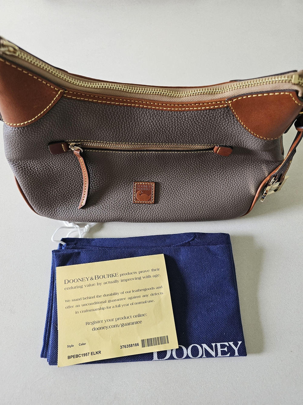 NWOT Dooney & Bourke Taupe Pebble Grain Leather Hobo Shoulder Bag - Picture 10 of 13